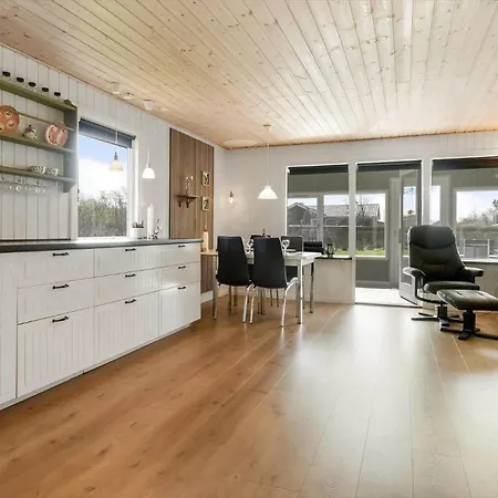 Casa de Férias C11584-hemmet-kosigvaenget-53 *